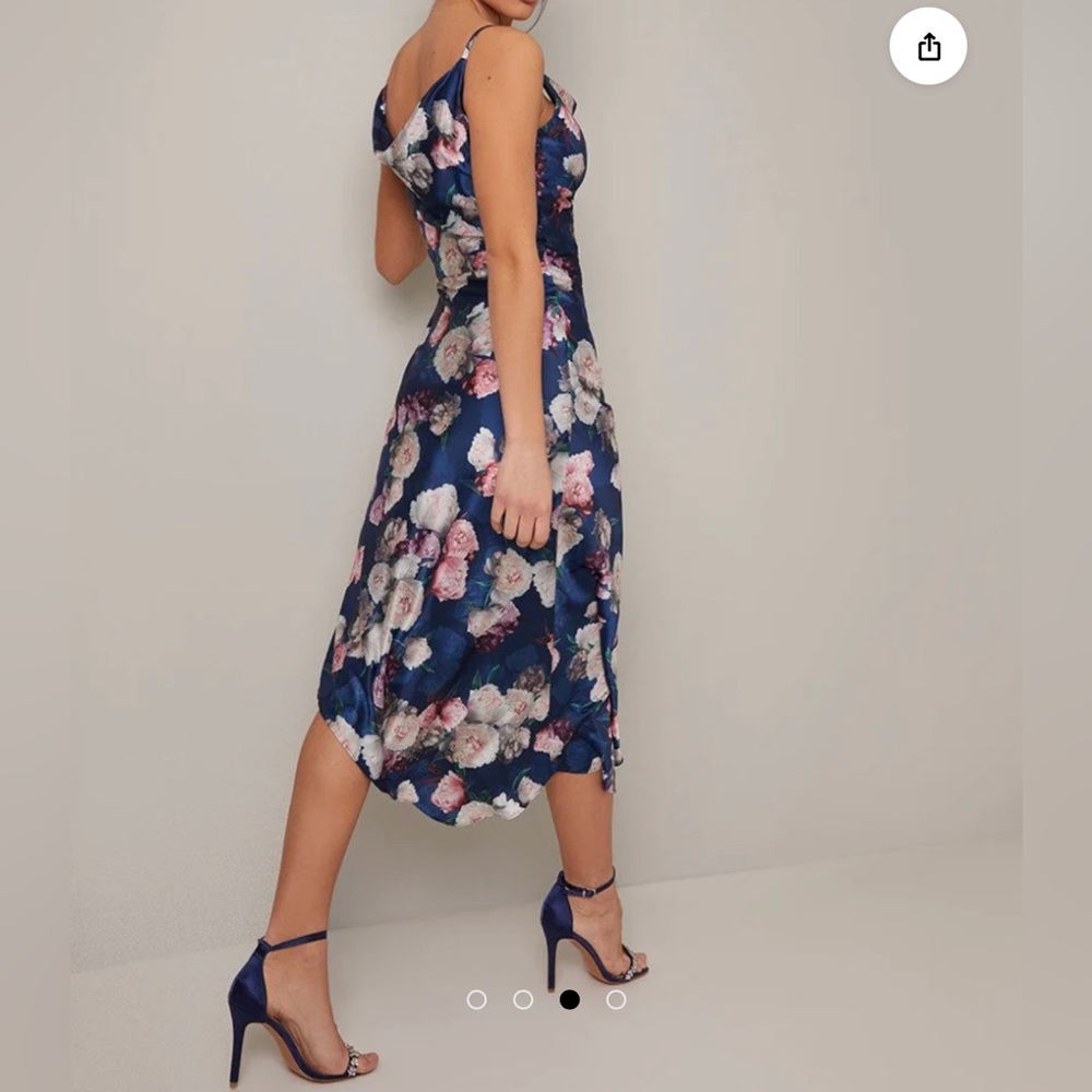 Chi Chi Elysha Dress ,Size 4 - Picture 4 of 6